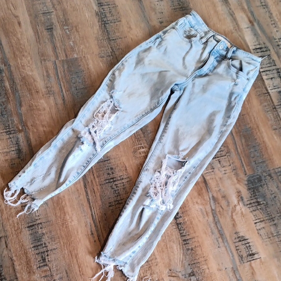 eunina Light Blue Ripped Skinny Jeans - Picture 3 of 3